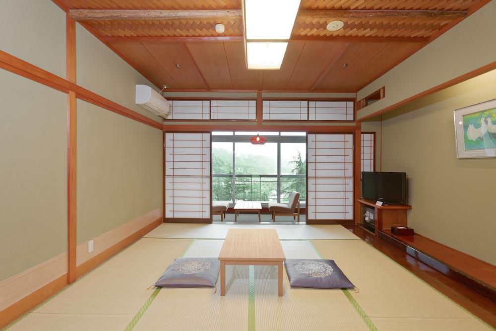 Ooedo Onsen Monogatari Yamashiro Saichoraku 传统日式旅馆 加贺